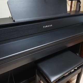 YAMAHA　クラビノーバ CLP-675B 電子ピアノ 2020年製
