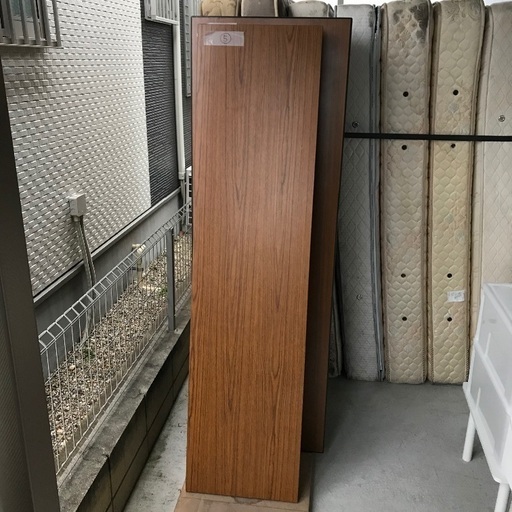 05 会議用折りたたみテーブル （長さ180cm 幅45cm 高さ70cm）