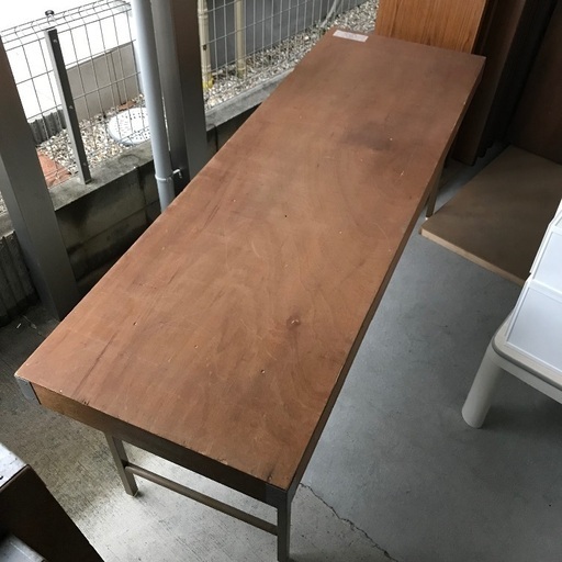 08 折りたたみ作業台 （長さ180cm 幅60cm 高さ70cm）