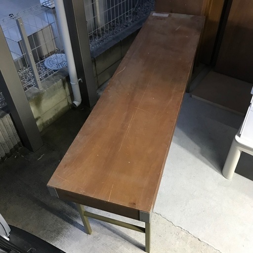 13 折りたたみ作業台 （長さ180cm 幅45cm 高さ70cm）