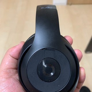 Beats Studio2 Wireless オーバーイヤーヘッドホン マッドブラック