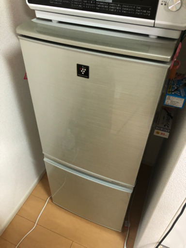 引き渡し決定　取引中　シャープ　冷蔵庫　美品