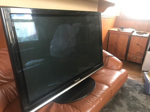 42型プラズマテレビです。