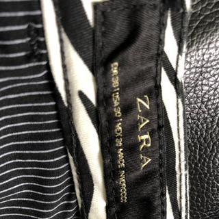 ゼブラ柄ZARAメンズ76㎝(未使用)の画像