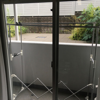 3月27日まで限定物干しポールラック