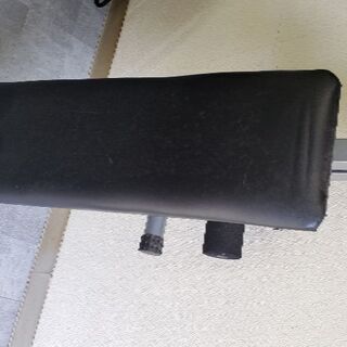 トレーニング器具(腹筋)