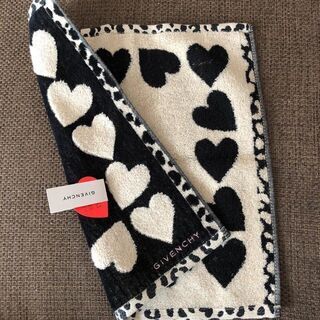 【希少!!】 GIVENCHY ハンカチ タオル ２枚(No.187)  ※他200点出品予定の画像