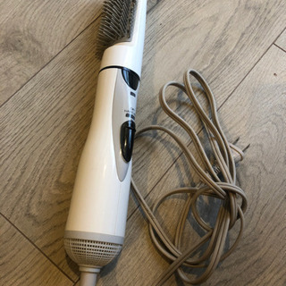 ブラシドライヤー