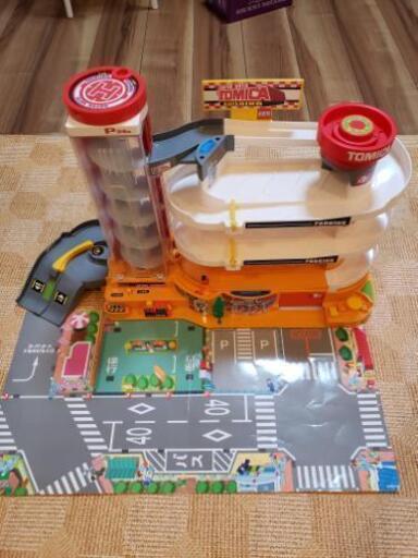 タカラトミー TAKARATOMY スーパーオート トミカビル \n\n