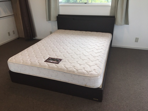 ワイドダブル 150cm　フランスベッドフレーム　マットレス付（シモンズ）