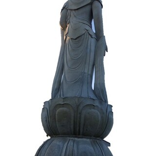 仏像　御影石　全長6ｍの観音菩薩像（観音様）と全長1m50cmの不動明王像　大事に管理して頂ける方、ご連絡お待ちしております。の画像