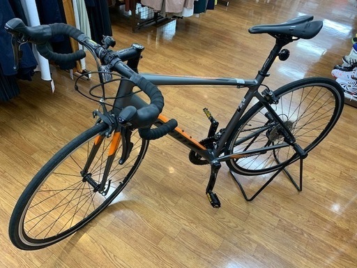 大特価！！【GIANT】ロードバイク　CONTENDあります！！