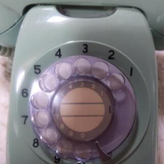 昭和レトロ　緑電話の画像