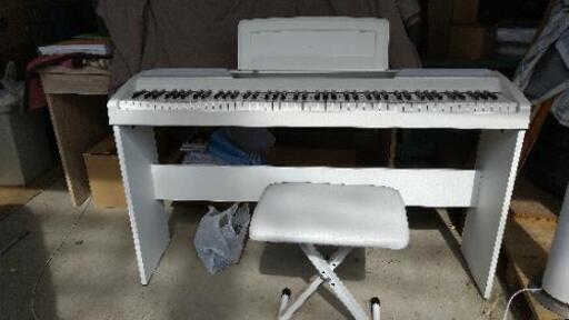 KORG電子ピアノSP-170S