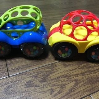Oball、Sassy、木の車、他 おもちゃ 10点の画像