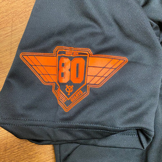 ジャイアンツ80周年記念Tシャツ新品の画像