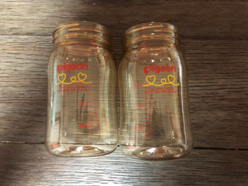 ピジョン　両胸搾乳機