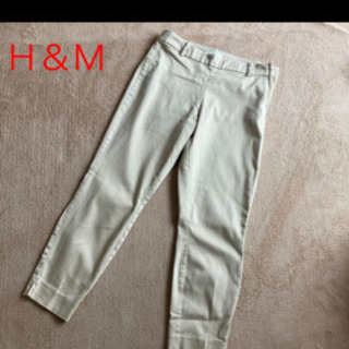H&Mベージュパンツ　ストレッチ素材　
