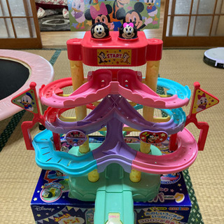 ディズニーキャラクターズ　くるりんパーク
