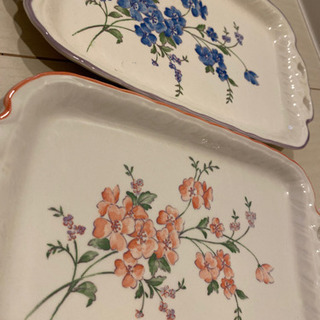 花柄お皿の画像