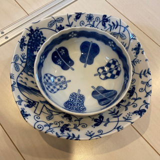 相撲を見に行った時のお皿の画像