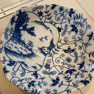 相撲を見に行った時のお皿の画像