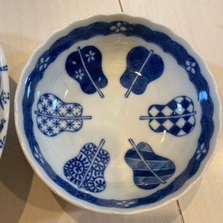 相撲を見に行った時のお皿の画像