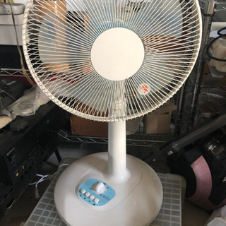 19年製　30cm卓上扇風機　JA-AMLF30-WH-19