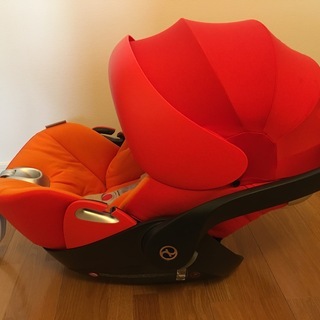 【値下げ】Cybex Cloud Q サイベックス 　クラウド　キュー　ベビーシートの画像