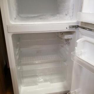 冷蔵庫、電子レンジの画像