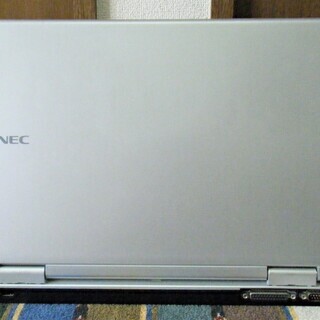 🔶15.6型高解像度液晶パネル1920x1080/高性能🆙Core i5/光速☆彡SSD128GB/快適♬メモリ4GB/Microsoft Office2016📒✎/DVDSマルチ(書き込み可)💿/速い☆彡USB3.0/HDMI📺/すぐ繋がるWi-Fi📶/すぐ使えるWindows10♪/点検整備清掃済み😊/ NEC VersaPro シルバー の画像