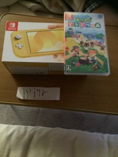 SWITCH LITE イエロー あつまれどうぶつの森セット‼️決まりました