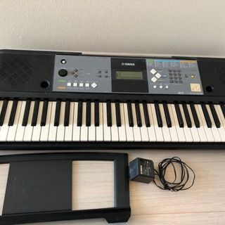 YAMAHA キーボードPSR E233の画像