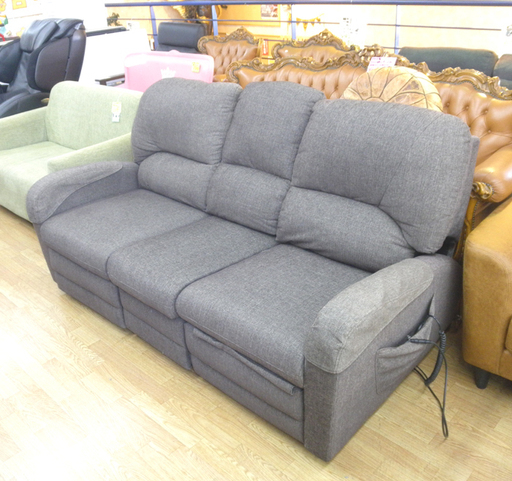 ニトリ 3人掛け 左袖電動リクライニング ソファ 布張り 幅175 座面高43㎝ テーブル付き リベルタ PayPay(ペイペイ)決済可能 札幌 豊平区 西岡