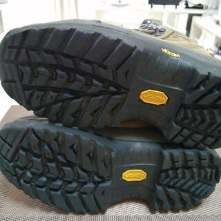 お取引決定です。モンベル　登山靴　22.5　トレッキングシューズの画像