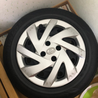 最終値下げ！★トヨタ★アクア★スチールホイール＋ホイールカバー3枚＋1枚の画像