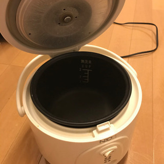 炊飯器の画像