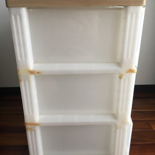 【訳あり】3段チェストの画像