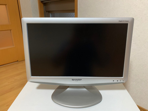 2009年製！シャープ19インチ液晶テレビ！