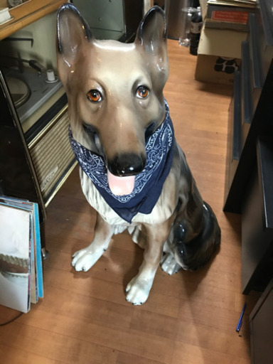 シェパード犬　置物