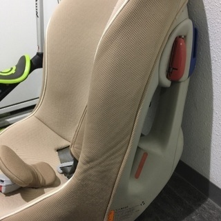 コンビ コッコロs チャイルドシート  の画像