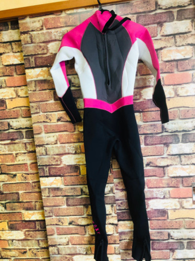 ロキシー ウェットスーツ