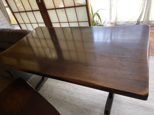 KASHIWA柏木工の椅子とテーブル