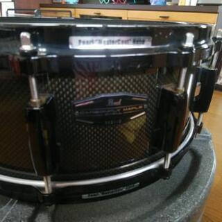 Pearlスネアドラム　CARBONPLY MAPLE 14×5.5