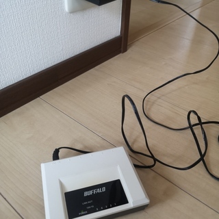 スイッチングハブ　バッファロー LSW-TX-5EP 中古