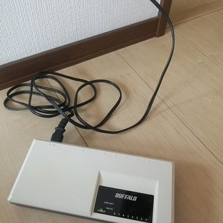 BUFFALO LSW-TX-5NP 10/100M スイッチン...
