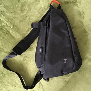 メンズ ボディーバック