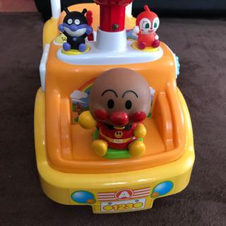 ★ピノチオ アンパンマンよくばりビジーカー★中古品の画像