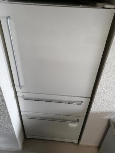 【値引】良デザイン 美品 3ドア冷蔵庫 246L