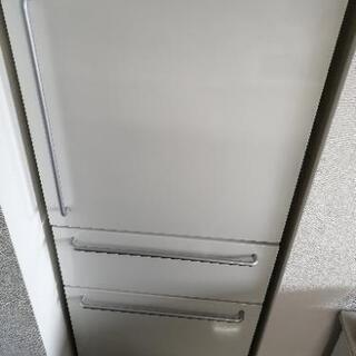 【値引】良デザイン 美品 3ドア冷蔵庫 246L